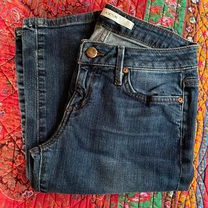 Joe’s Jeans Honey Skinny Leg Medium wash Size 25 EUC